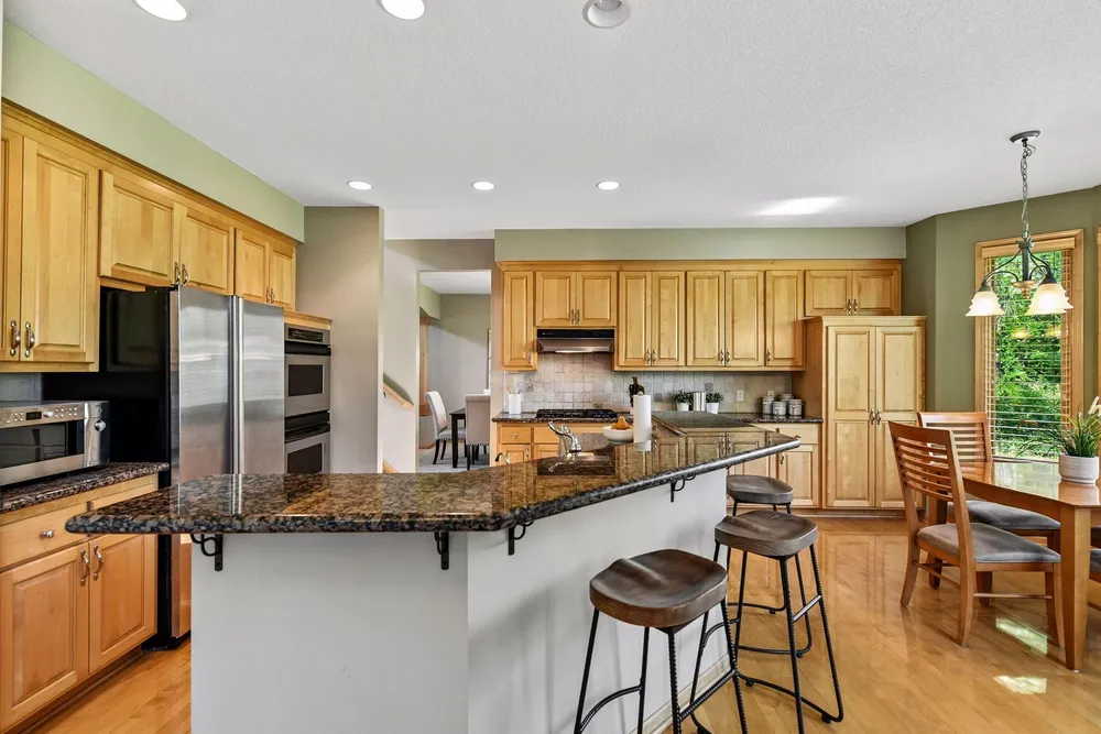 830 Fox Path Ct, Hamel, MN 55340