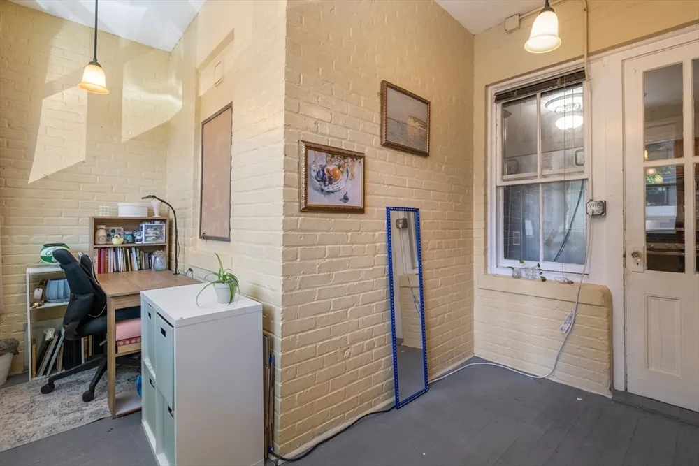 15 Bellvista Rd, Boston, MA 02135