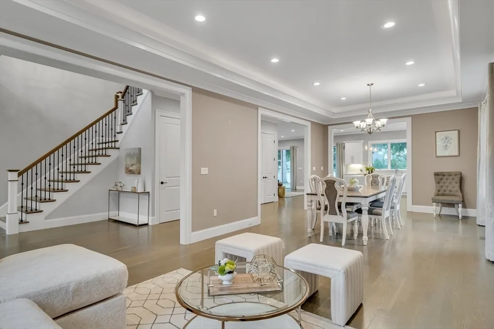 112 Osborne Path, Newton, MA 02459
