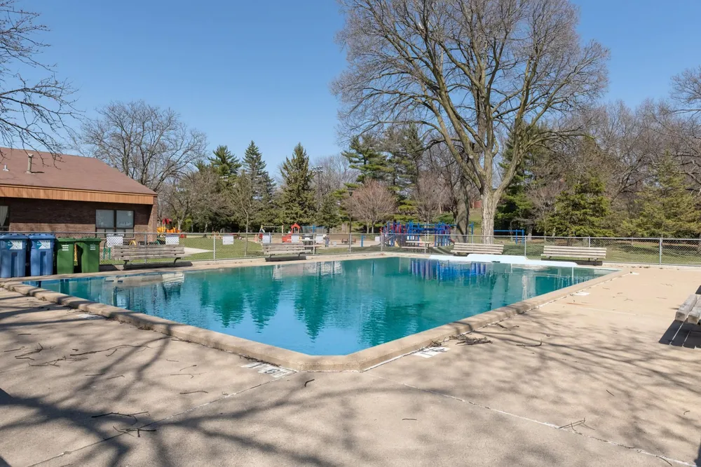 4500 Chicago Ave, Minneapolis, MN 55407