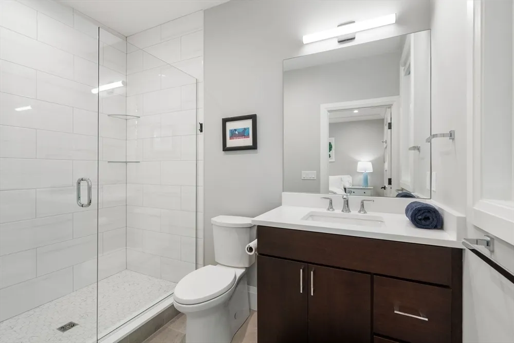 1058 Beacon St, Newton, MA 02459