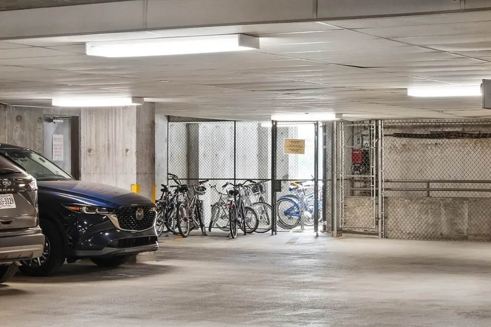 950 Massachusetts Ave, Cambridge, MA 02139