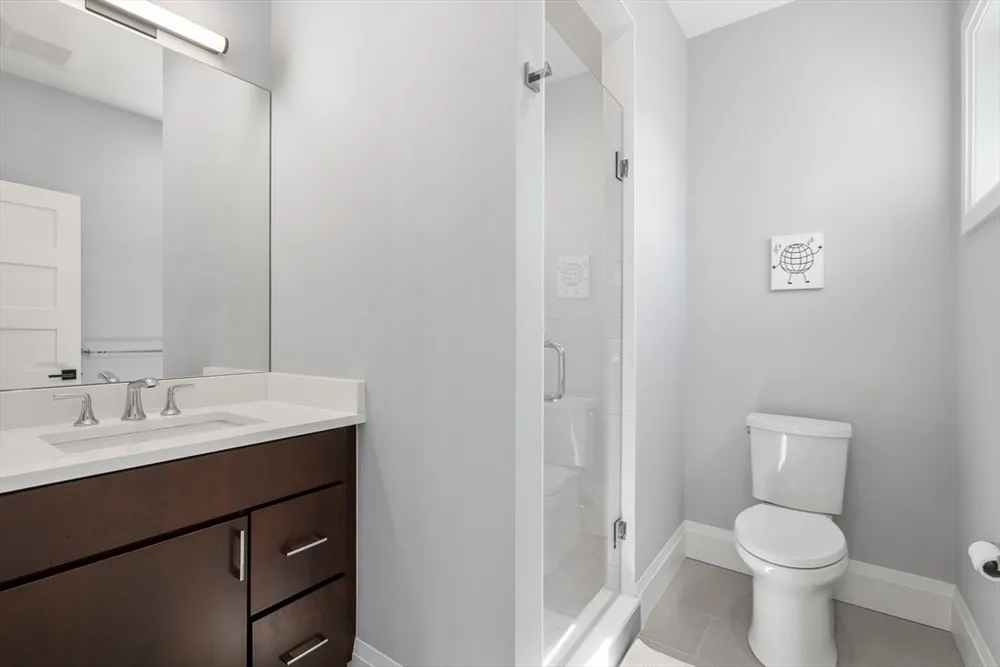 1058 Beacon St, Newton, MA 02459