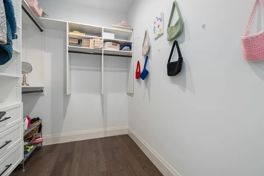 1058 Beacon St, Newton, MA 02459