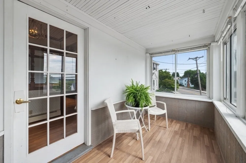 828 E Squantum St, Quincy, MA 02171