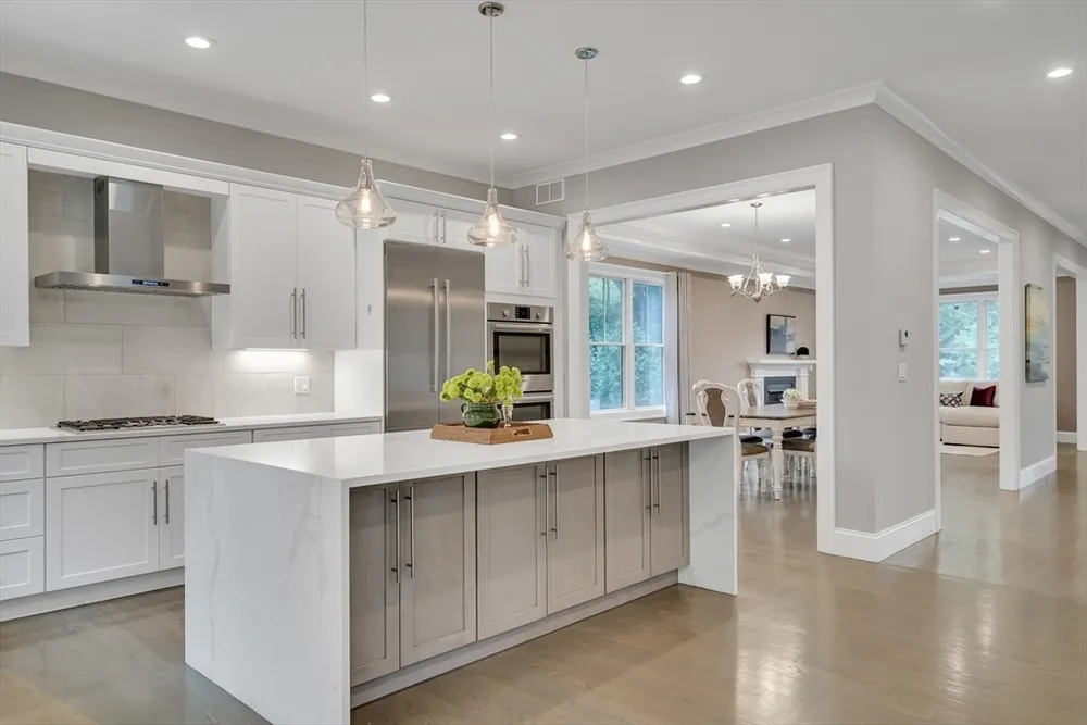 112 Osborne Path, Newton, MA 02459