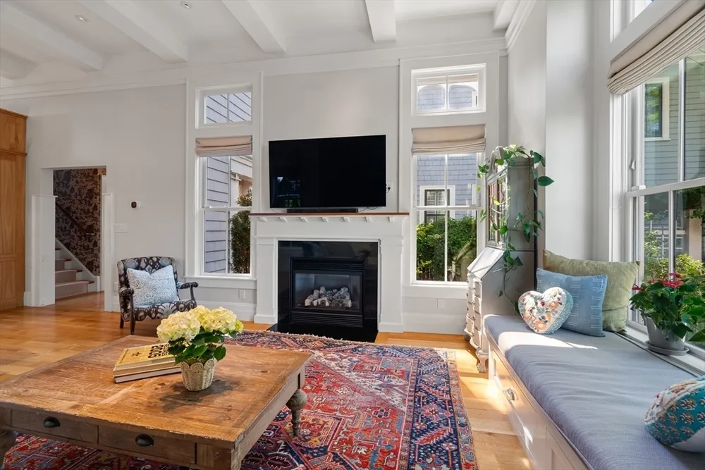 19 Saville St, Cambridge, MA 02138