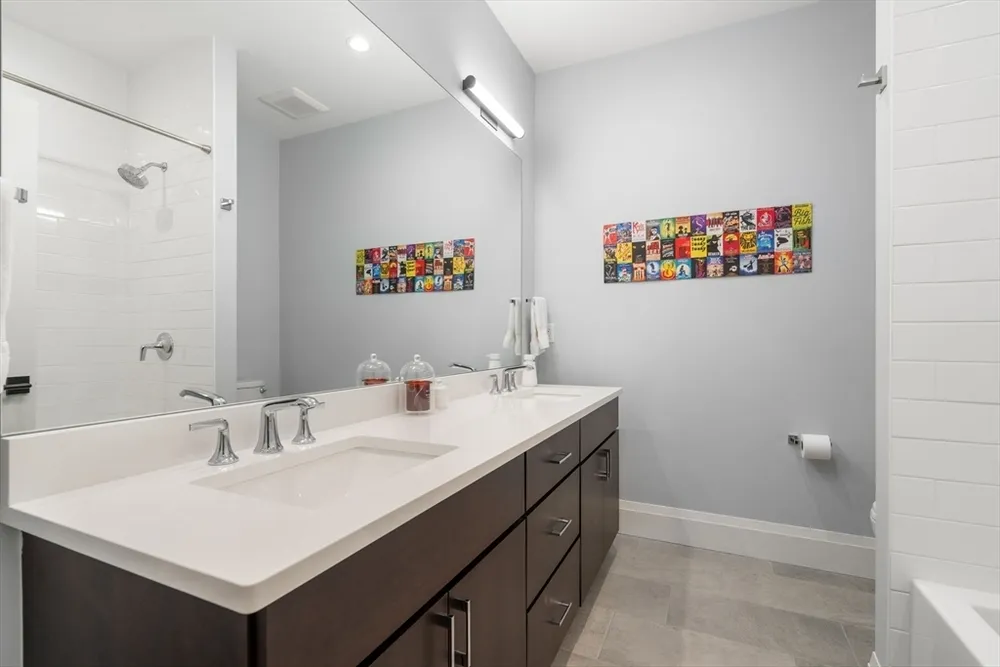 1058 Beacon St, Newton, MA 02459