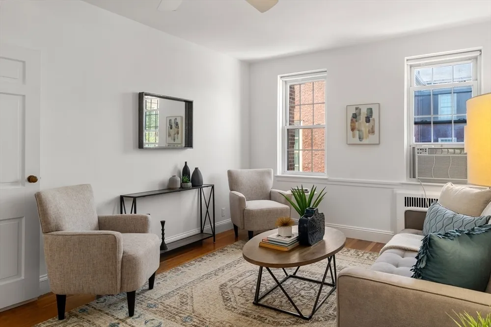 16 Ware St, Cambridge, MA 02138