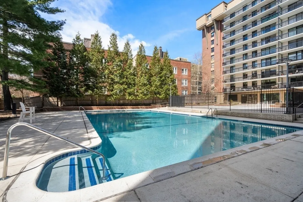 50 Longwood Ave, Brookline, MA 02446