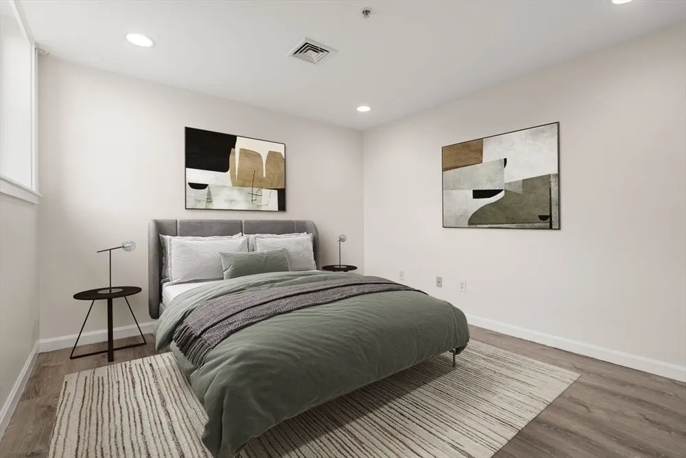 7 Central Square, Lynn, MA 01901