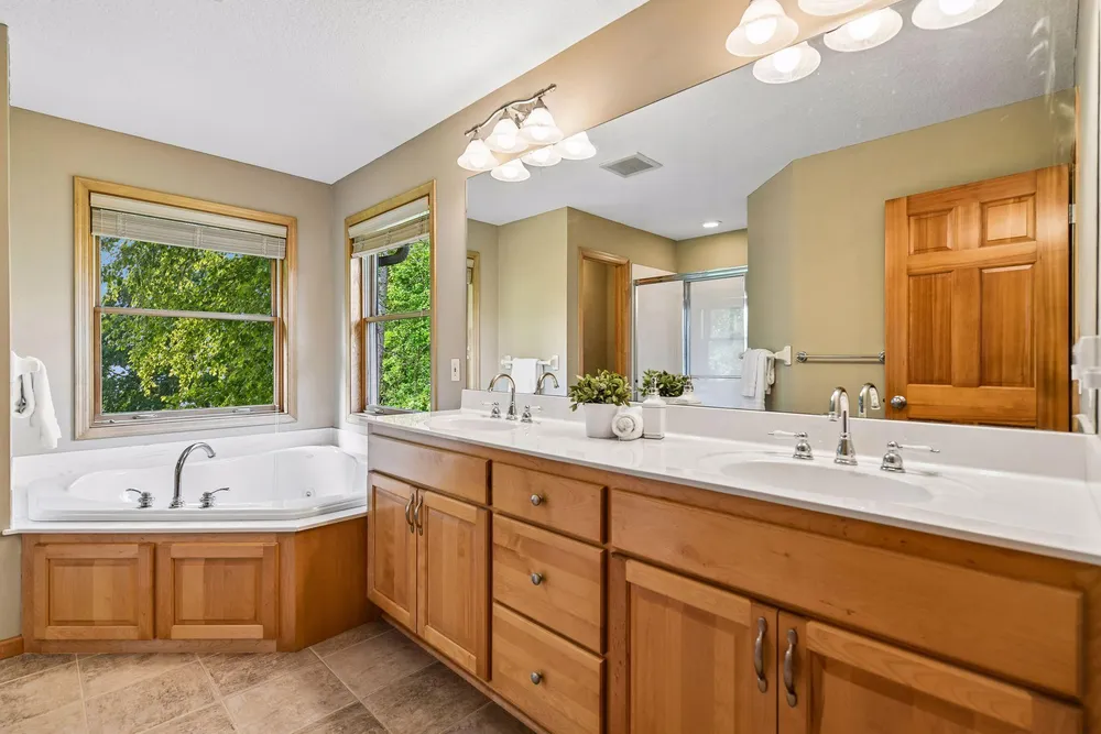 830 Fox Path Ct, Hamel, MN 55340