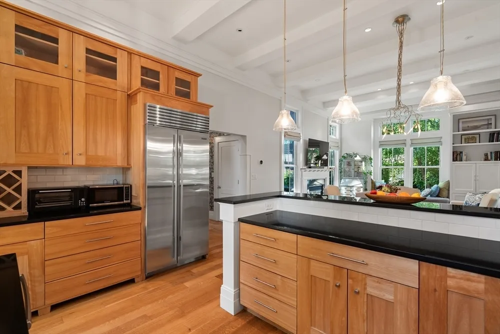 19 Saville St, Cambridge, MA 02138