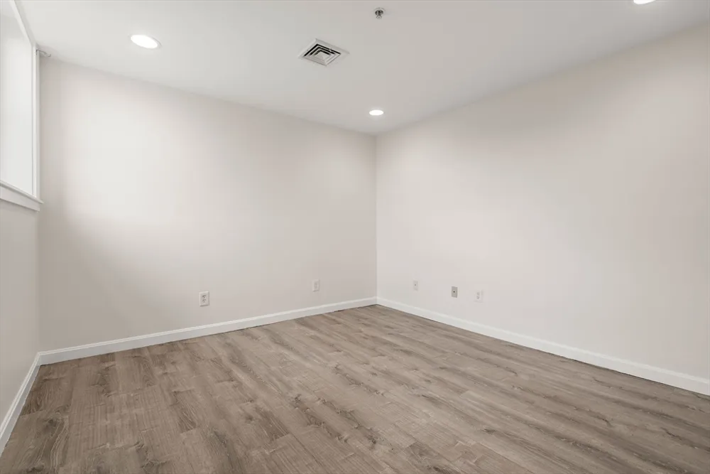 7 Central Square, Lynn, MA 01901