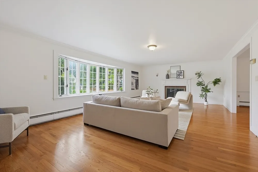 26 Spring Valley Rd, Belmont, MA 02478