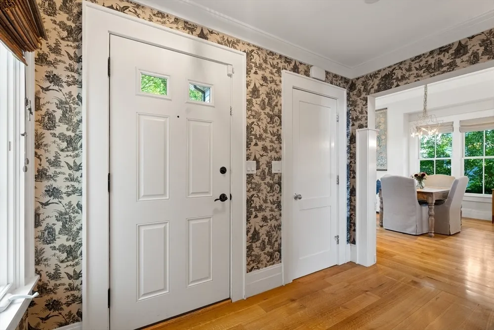 19 Saville St, Cambridge, MA 02138