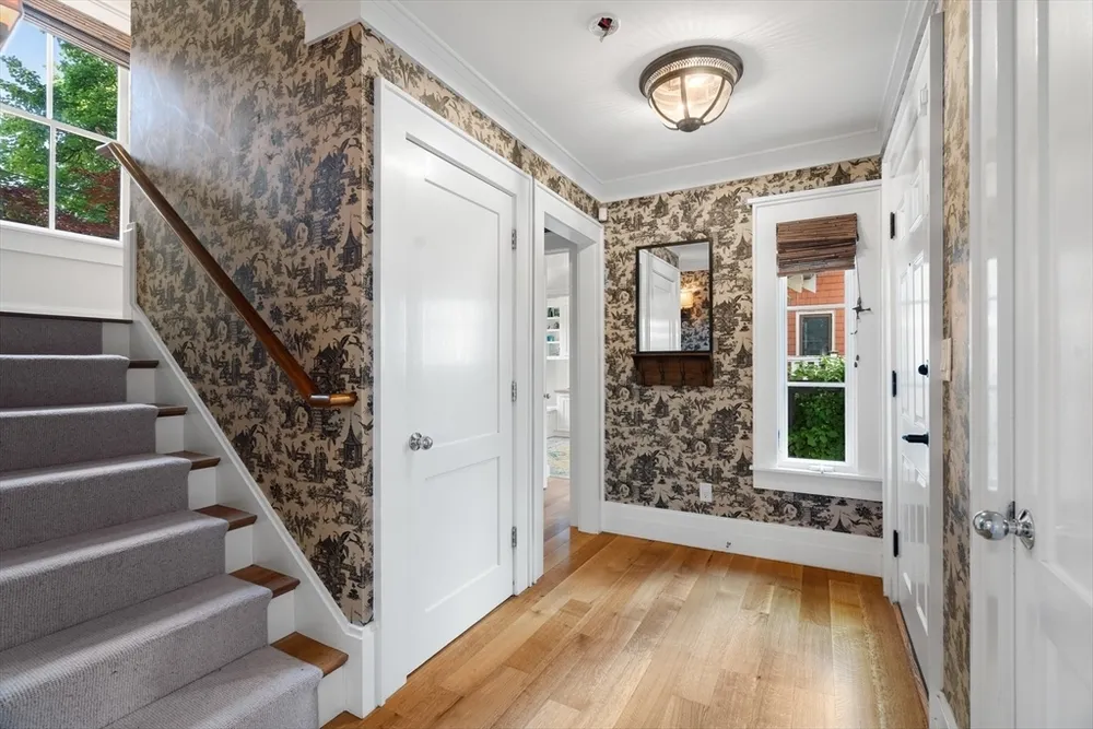19 Saville St, Cambridge, MA 02138