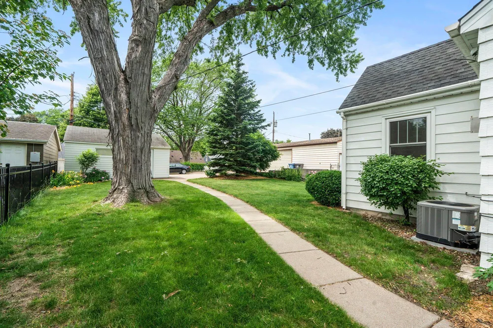 5750 Pleasant Ave, Minneapolis, MN 55419