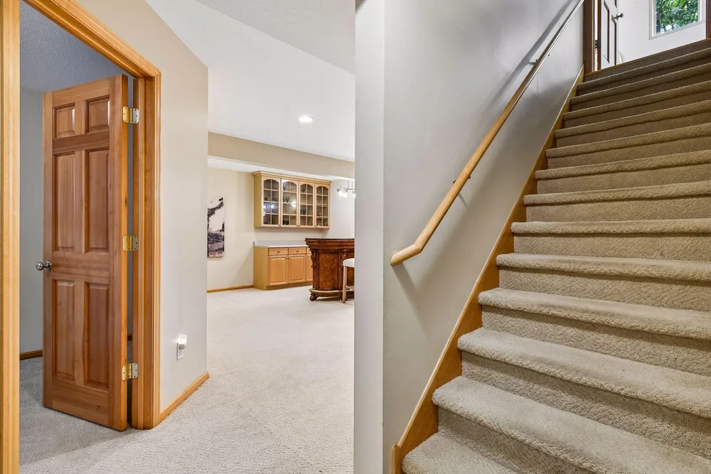 830 Fox Path Ct, Hamel, MN 55340
