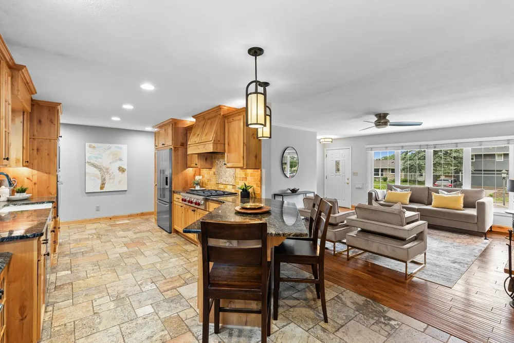 5309 Birchcrest Dr, Edina, MN 55436