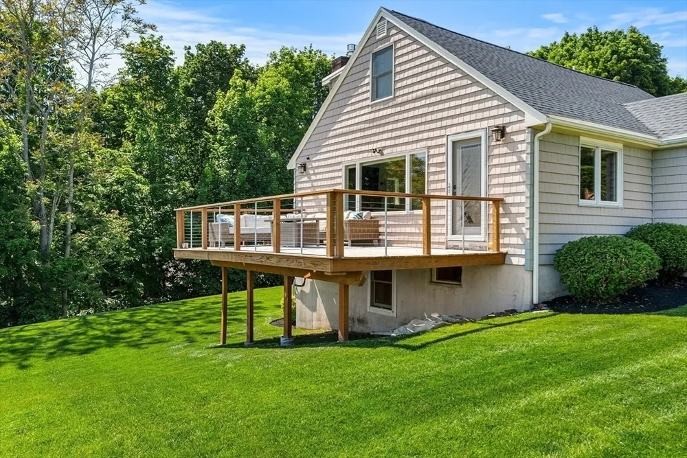 13 Curtis St, Lynn, MA 01905
