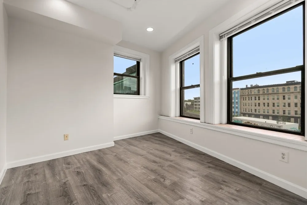 7 Central Square, Lynn, MA 01901