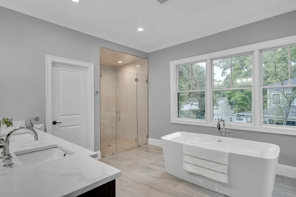 112 Osborne Path, Newton, MA 02459