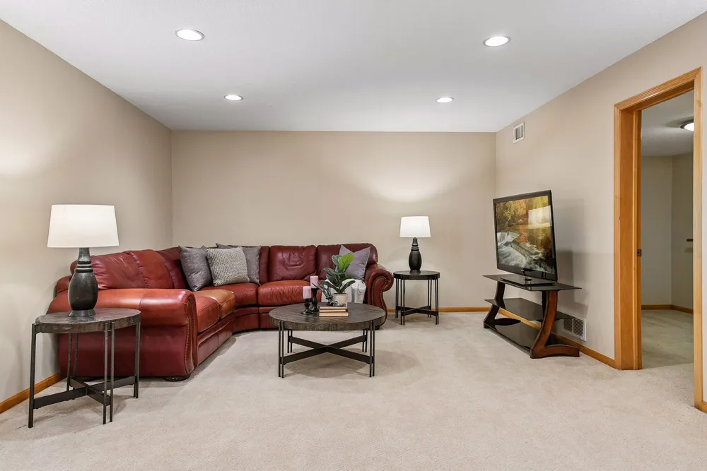 830 Fox Path Ct, Hamel, MN 55340