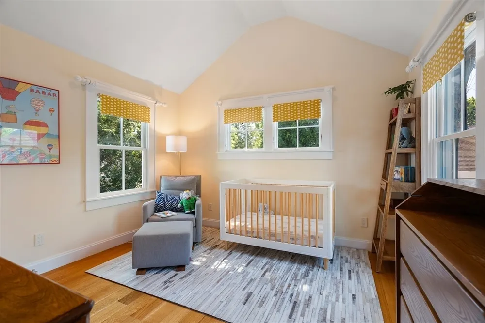 19 Saville St, Cambridge, MA 02138