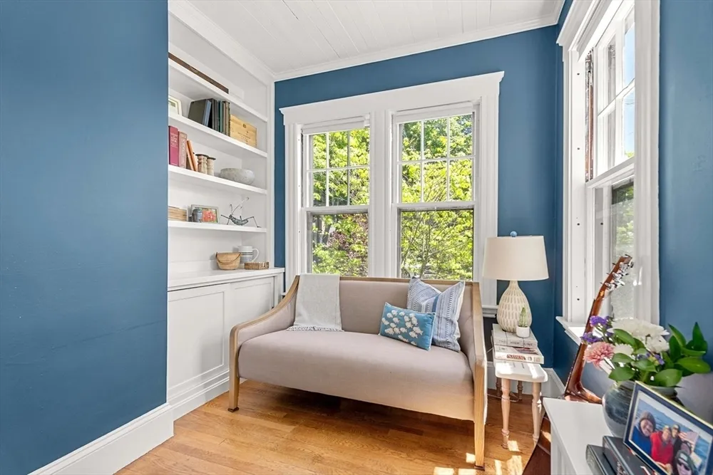 67 Humphrey St, Marblehead, MA 01945
