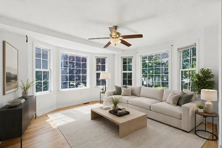 26 Oakwood St, Boston, MA 02136