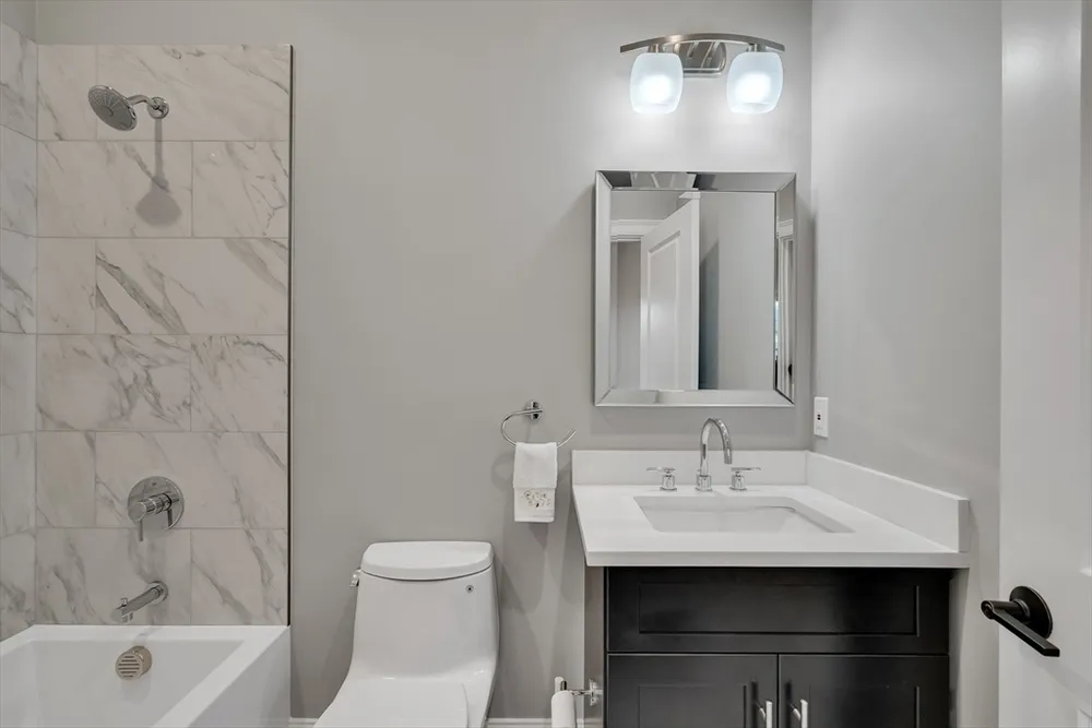 112 Osborne Path, Newton, MA 02459