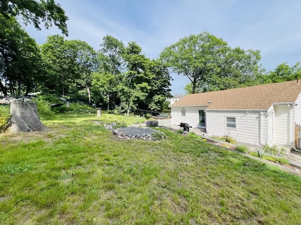 16 Ridge Ave, Lynn, MA 01905
