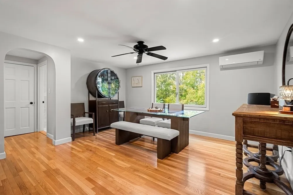 13 Curtis St, Lynn, MA 01905