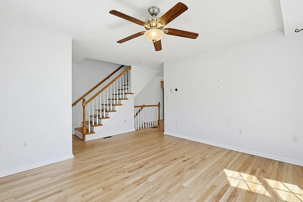 26 Oakwood St, Boston, MA 02136