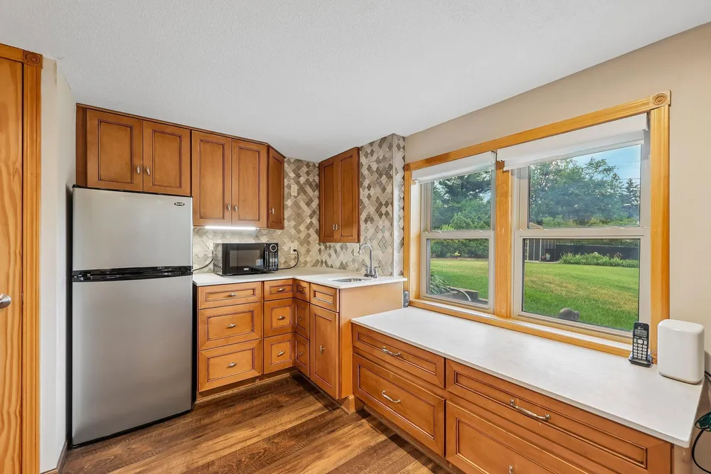 3403 71st St E, Inver Grove Heights, MN 55076