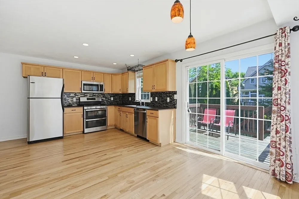 26 Oakwood St, Boston, MA 02136