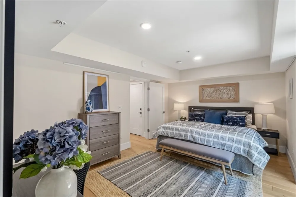 12 Arnold Circle, Cambridge, MA 02139