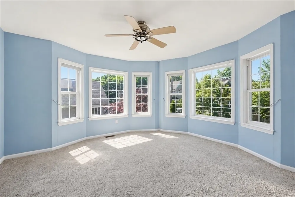 26 Oakwood St, Boston, MA 02136