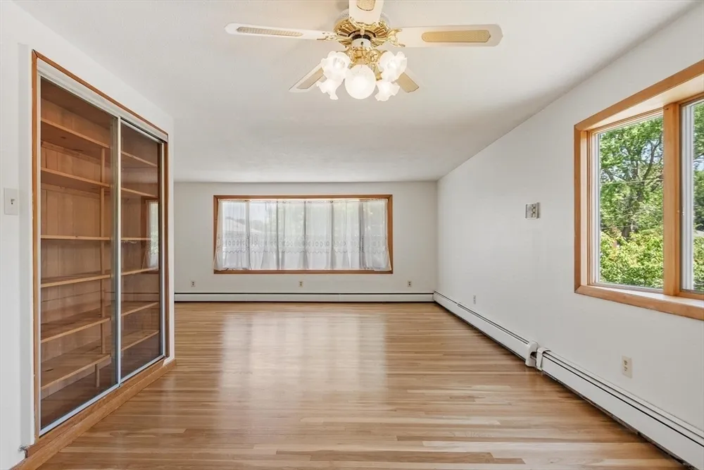 6 Wright Rd, Peabody, MA 01960