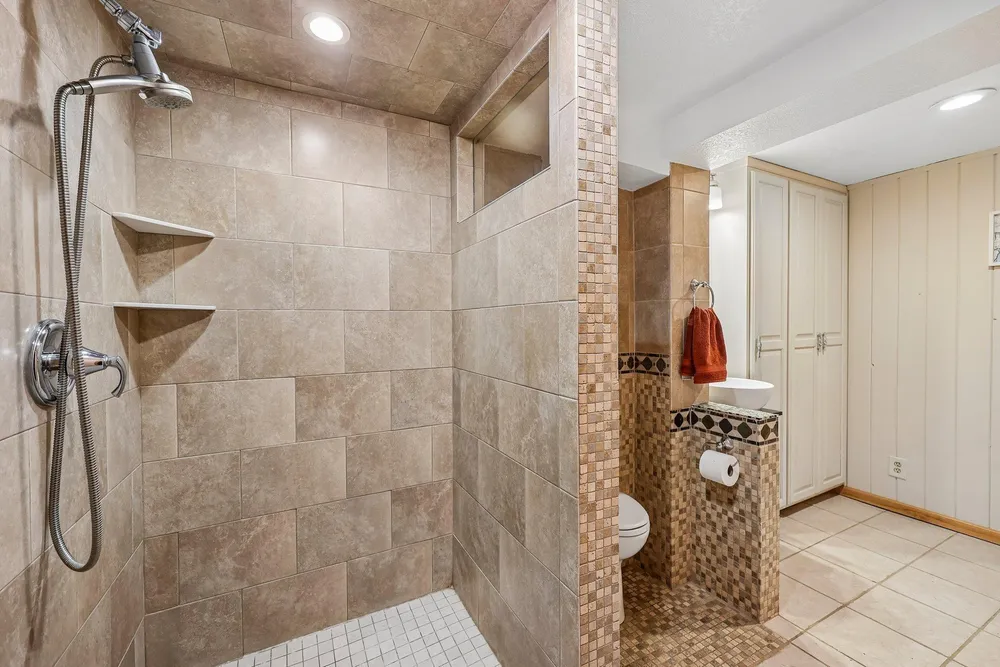 3403 71st St E, Inver Grove Heights, MN 55076