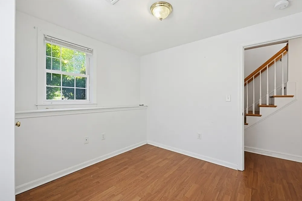 26 Oakwood St, Boston, MA 02136