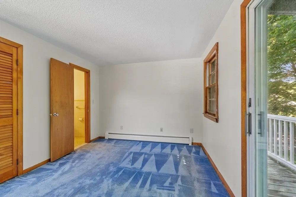 6 Wright Rd, Peabody, MA 01960