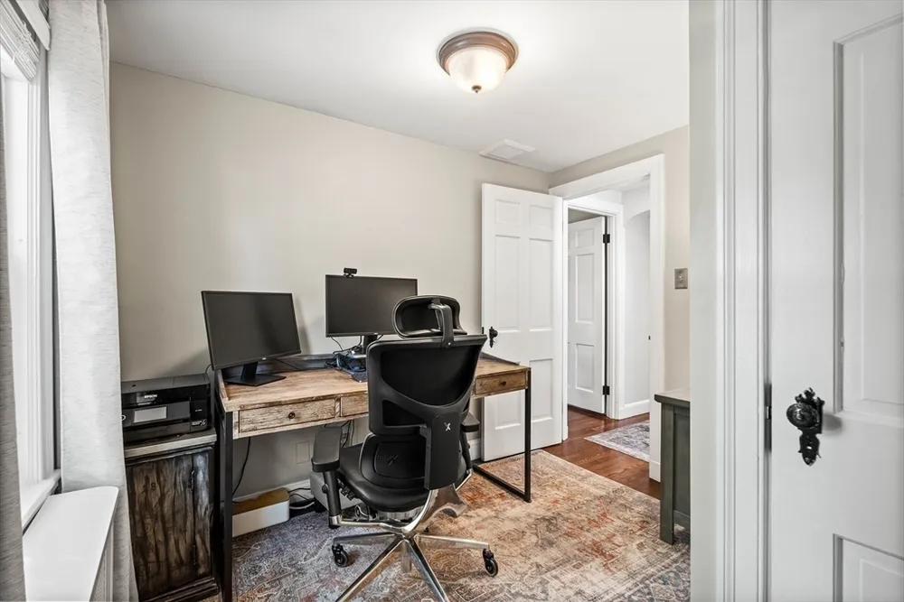 17 Landon Rd, Milton, MA 02186