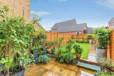 Temple Gardens, RUSHDEN