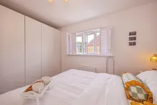 Clements Grove, Waterlooville
