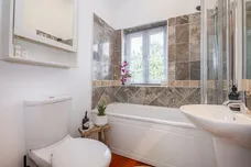 Elton Road, Kingston Upon Thames, KT2 photo 16