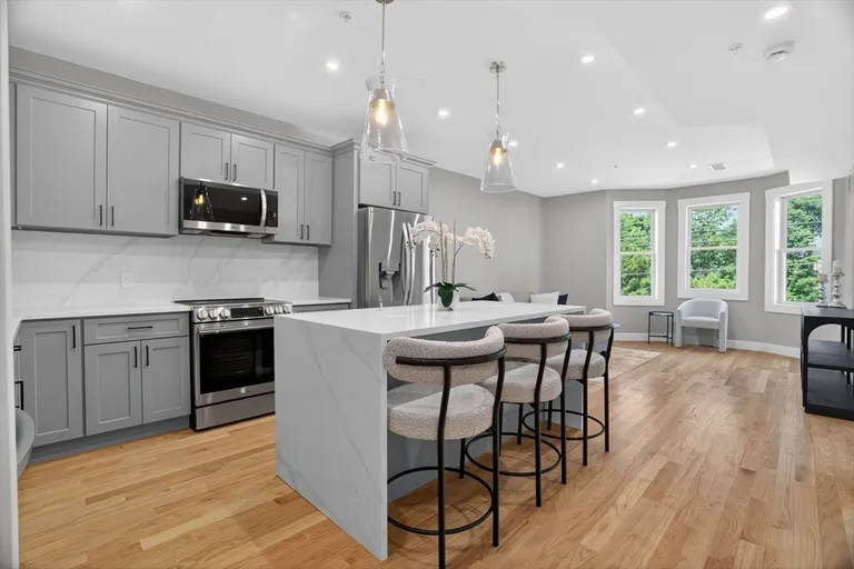 60 Stanley St, Boston, MA 02125