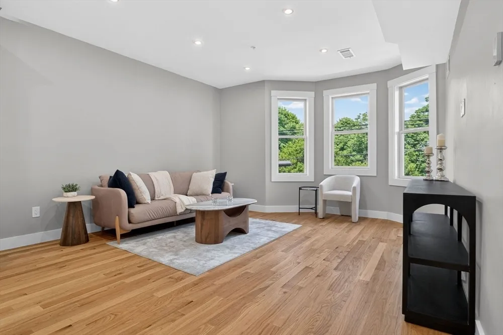 60 Stanley St, Boston, MA 02125