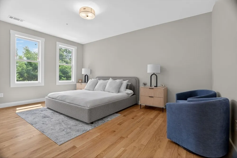 60 Stanley St, Boston, MA 02125